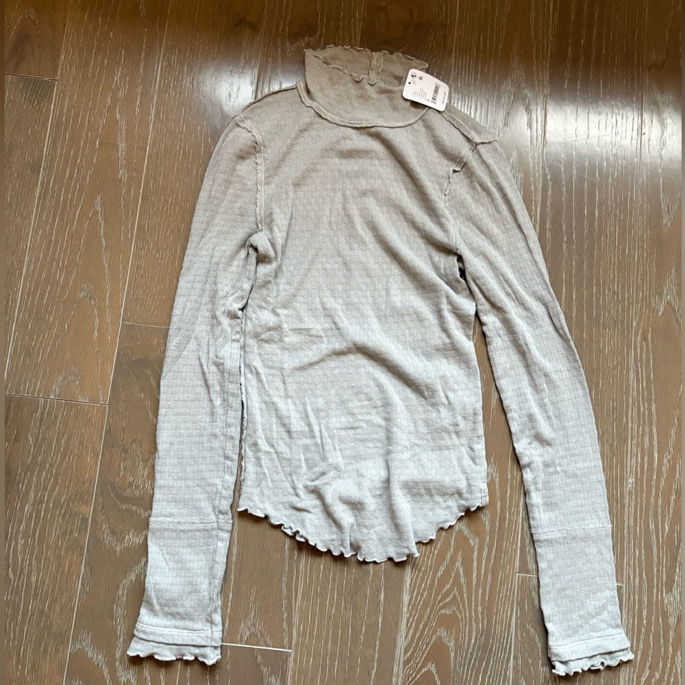 NEW! Free People light grey mock/turtle neck with ruffle trim